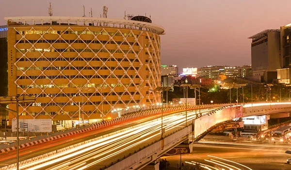 Featured Image of Hyderabad Weather: Month-wise Guide, Best Time to Visit & Packing Tips